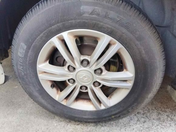 [上海·苏J] 二手大通大通G102016款 2.0T 自动精英版