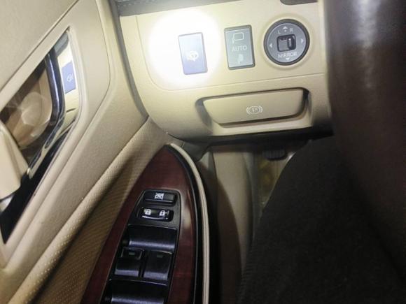 [杭州·浙A] 二手丰田皇冠2010款 2.5L Royal 真皮天窗版