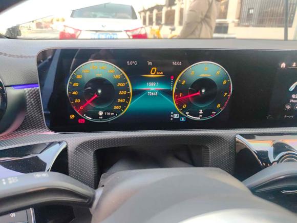 [北京·京L] 二手奔驰奔驰A级2021款 A 200 L 运动轿车时尚型