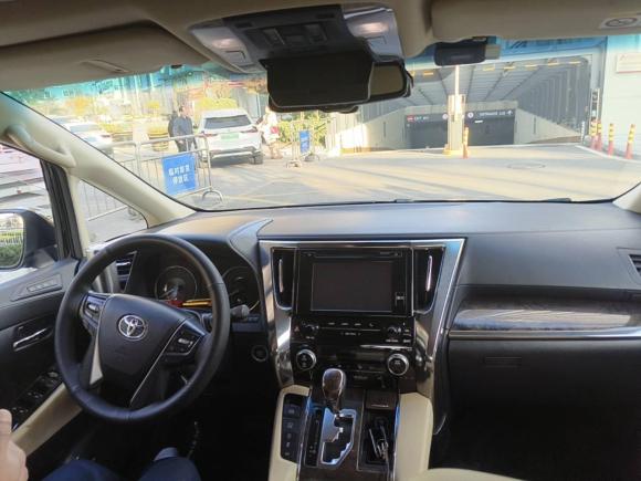 [青岛·鲁B] 二手丰田埃尔法2018款 改款 3.5L 尊贵版