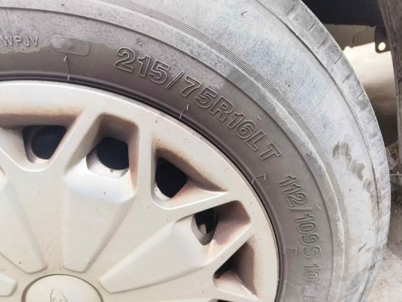 [上海·皖S] 二手福特全顺2017款 2.0T柴油多功能商用车短轴低顶国V