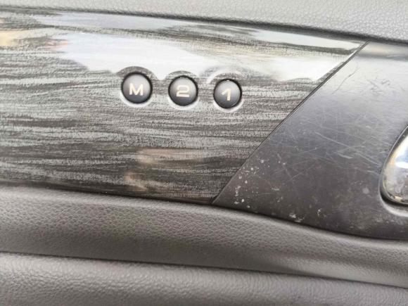 [武汉·鄂A] 二手雪铁龙雪铁龙C52011款 2.3L 自动尊贵型