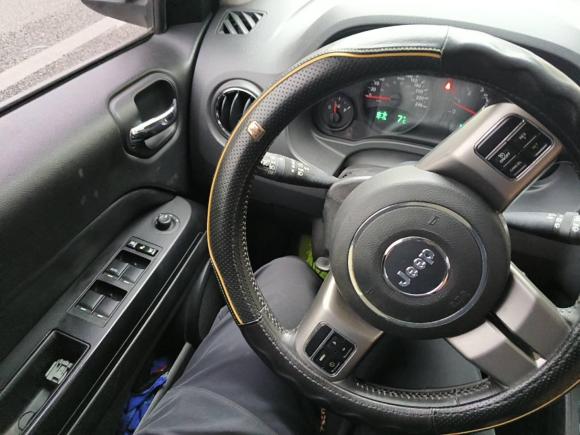 [成都·川R] 二手Jeep指南者(进口)2012款 2.4L 四驱运动版