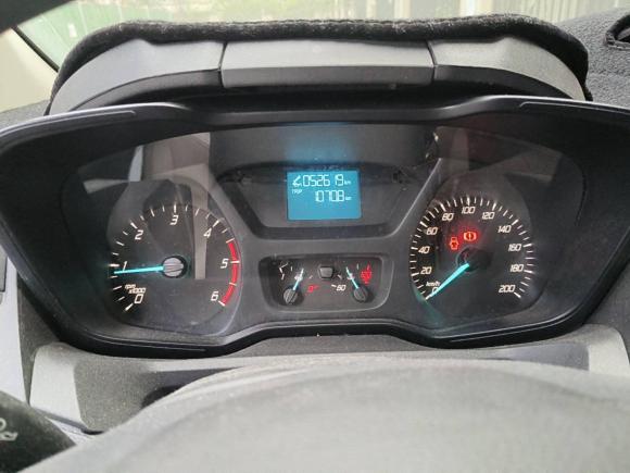 [武汉·鄂A] 二手福特全顺2019款 2.0T柴油商旅型短轴低顶7座国VI