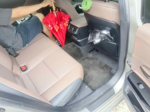 [上海·沪N] 二手雷克萨斯雷克萨斯ES2022款 300h 臻享版