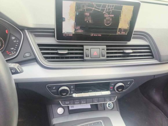 [合肥·沪C] 二手奥迪奥迪Q5L2020款 改款 40 TFSI 荣享时尚型