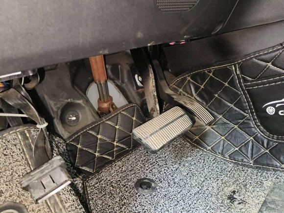 [深圳·渝B] 二手长安长安CS352017款 1.6L 自动豪华型