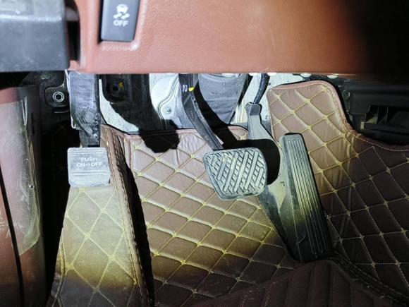 [南通·苏F] 二手英菲尼迪英菲尼迪QX502013款 2.5L 两驱优雅版