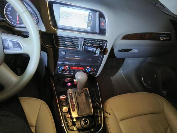 [上海·沪A] 二手奥迪奥迪Q52011款 2.0TFSI 舒适型