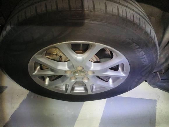 [南昌·赣A] 二手Jeep自由光2016款 2.4L 专业智能版