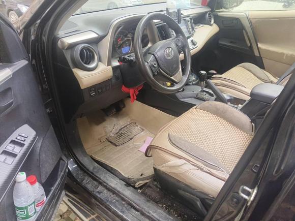 [武汉·鄂A] 二手丰田RAV4荣放2013款 2.0L CVT四驱风尚版