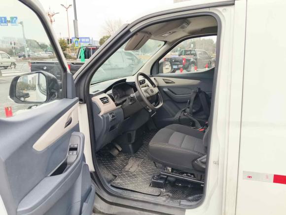 [宁波·浙B] 二手上汽大通MAXUS大通EV302023款 纯电智能物流专家长轴宁德时代