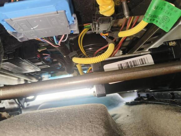 [深圳·粤B] 二手别克别克GL82013款 3.0L XT豪华商务旗舰版