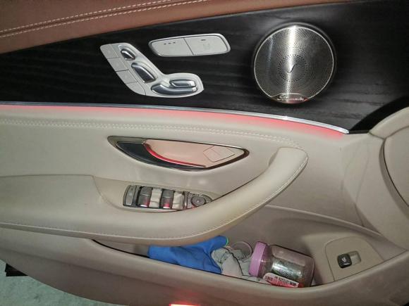 [上海·沪B] 二手奔驰奔驰E级2023款 E 300 L 豪华型