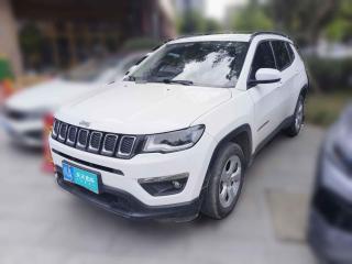 Jeep指南者2017款 200T 自动家享版