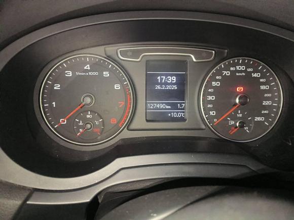 [青岛·鲁B] 二手奥迪奥迪Q32015款 35 TFSI 进取型