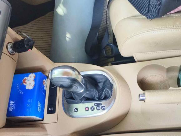 [上海·沪N] 二手大众途安2011款 1.4T DSG智雅版5座