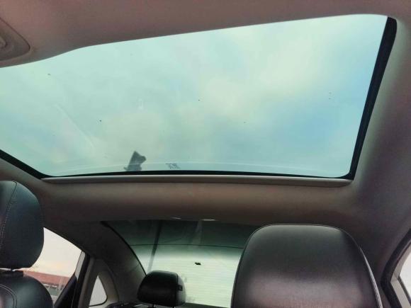 [上海·沪A] 二手飞凡汽车飞凡ER62020款 620km 智行版