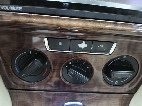 [温州·浙C] 二手大众朗逸2013款 改款经典 1.6L 自动舒适版