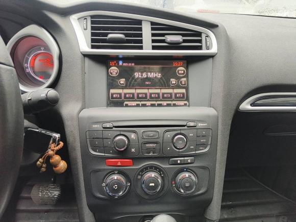 [西安·陕A] 二手雪铁龙雪铁龙C4L2015款 1.2T 自动豪华版