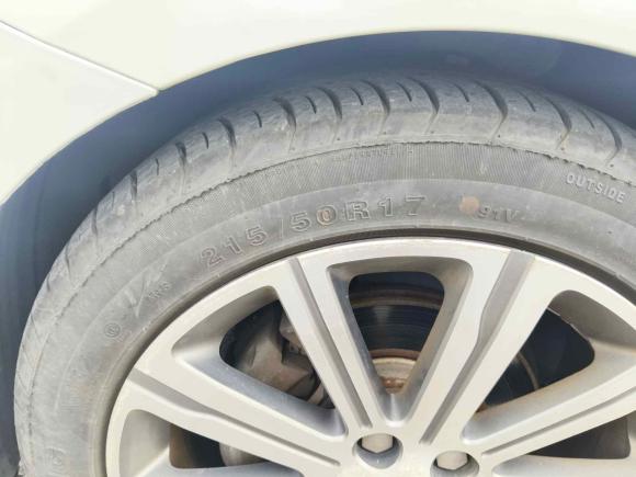 [南通·苏F] 二手标致标致4082014款 1.8L 自动豪华版