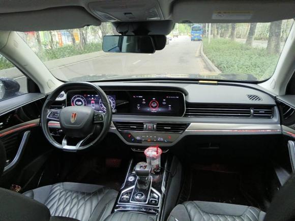 [广州·鲁L] 二手红旗红旗HS52022款 2.0T 智联旗享版