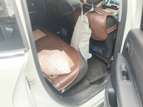 [上海·浙C] 二手标致标致30082013款 2.0L 自动经典版