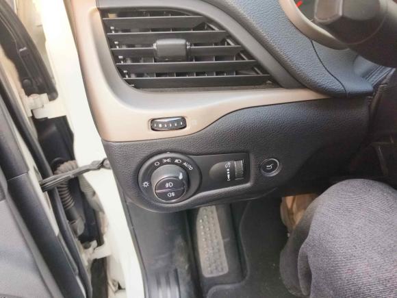 [上海·沪B] 二手Jeep自由光2017款 2.4L 优越版