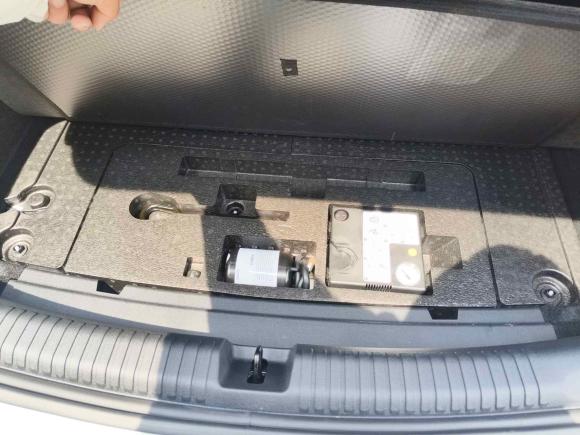 [合肥·皖A] 二手荣威荣威D72023款 DMH 125km 超越版