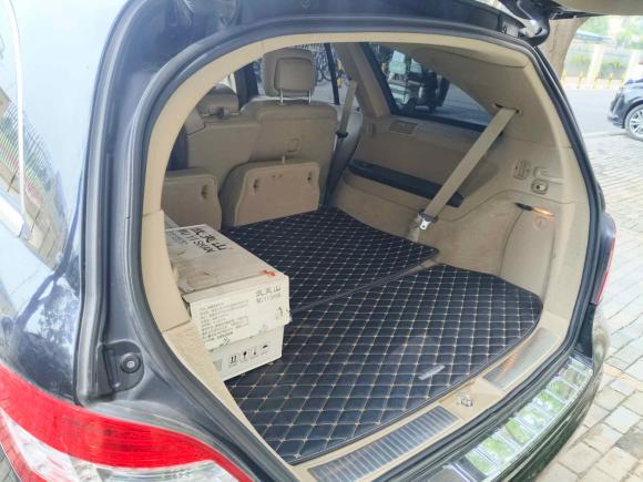 [青岛·鲁K] 二手奔驰奔驰R级2017款 R 320 4MATIC 商务型臻藏版