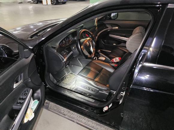 [杭州·浙A] 二手本田歌诗图2012款 2.4L 豪华版