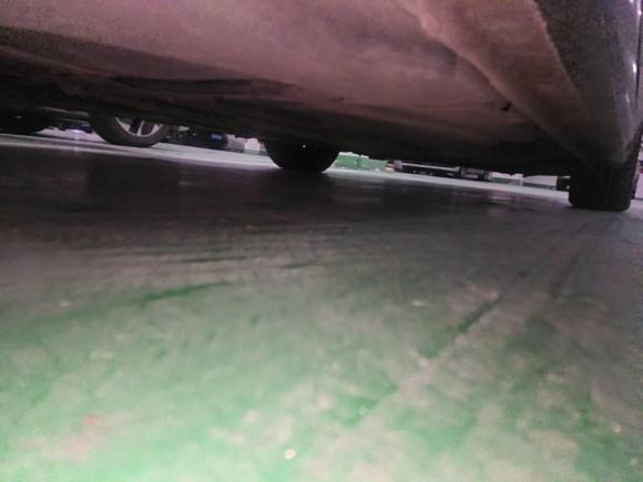 [武汉·鄂A] 二手标致标致5082011款 2.3L 自动旗舰版