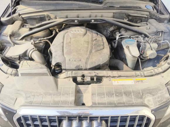 [武汉·鄂A] 二手奥迪奥迪Q52015款 40 TFSI 技术型