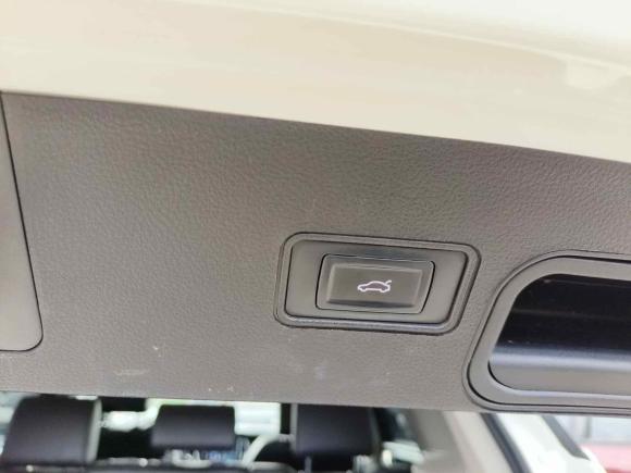 [常州·苏D] 二手众泰众泰T7002017款 1.8T 双离合尊贵型