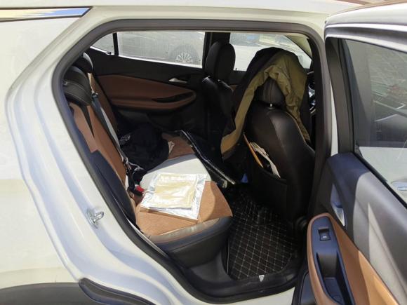 [上海·皖M] 二手别克昂科拉GX2020款 20T CVT两驱豪华型