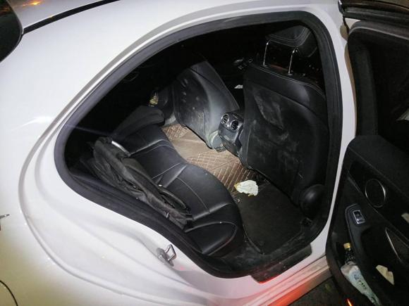 [青岛·鲁B] 二手奔驰奔驰C级2017款 C 180 L 运动版