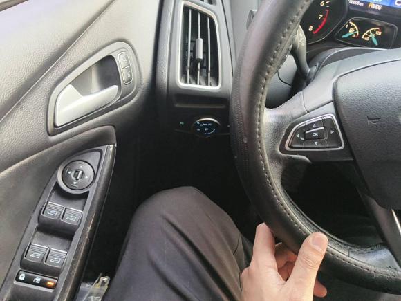 [上海·沪C] 二手福特福克斯2015款 两厢 EcoBoost 180 自动精英型