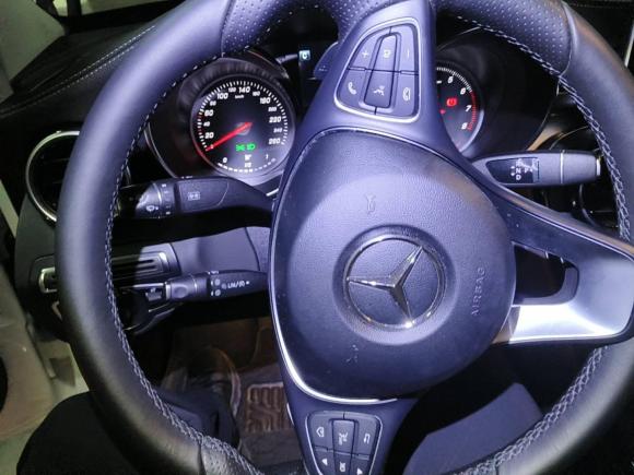 [上海·沪D] 二手奔驰奔驰C级2018款 C 200 L 运动版