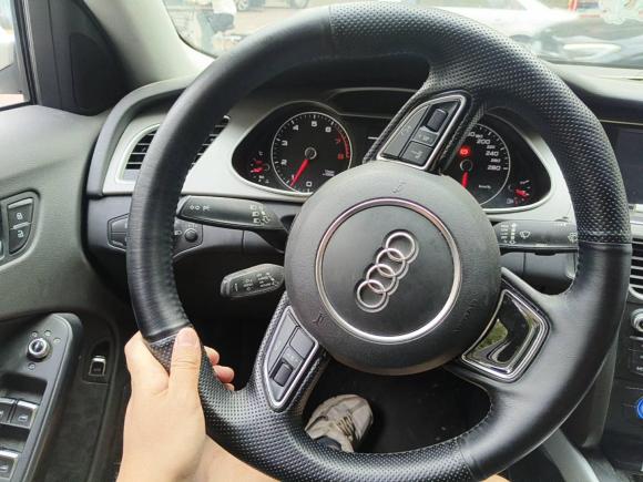 [南通·苏F] 二手奥迪奥迪A4L2015款 35 TFSI 自动标准型