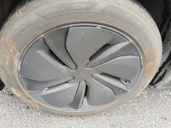 [常州·苏D] 二手特斯拉Model Y2025款 长续航全轮驱动 首发版