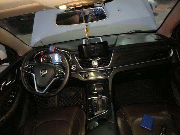 [无锡·苏B] 二手宝骏宝骏5602017款 1.5T DCT旗舰型