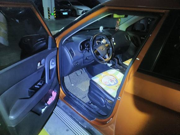 [杭州·浙A] 二手现代北京现代ix252015款 1.6L 自动两驱智能型GLS