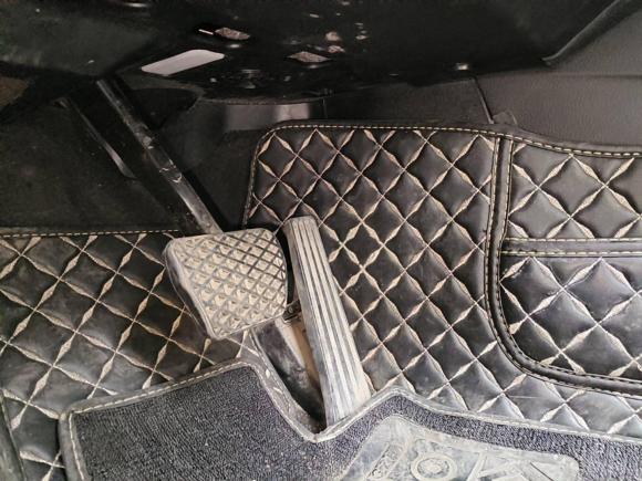 [青岛·鲁B] 二手宝马宝马3系2013款 316i 运动设计套装