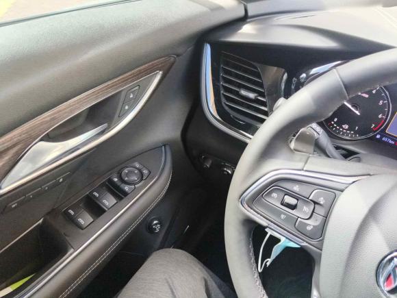 [佛山·鄂A] 二手别克昂科威Plus2021款 昂科威Plus Avenir艾维亚 七座版