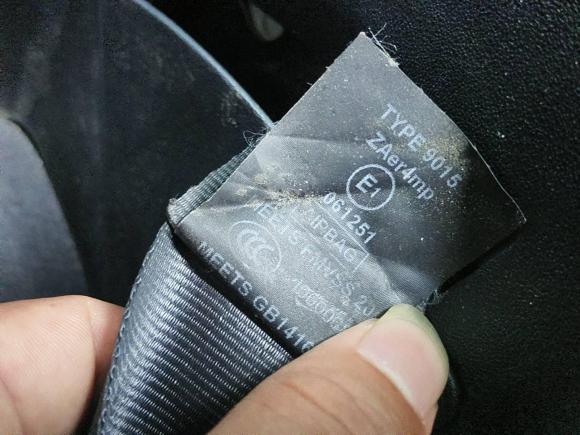 [杭州·赣E] 二手路虎揽胜极光2012款 2.0T 5门耀致版