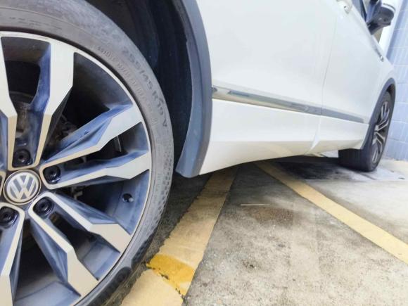 [上海·沪A] 二手大众途观L2019款 改款 330TSI 自动两驱R-Line旗舰版 国VI