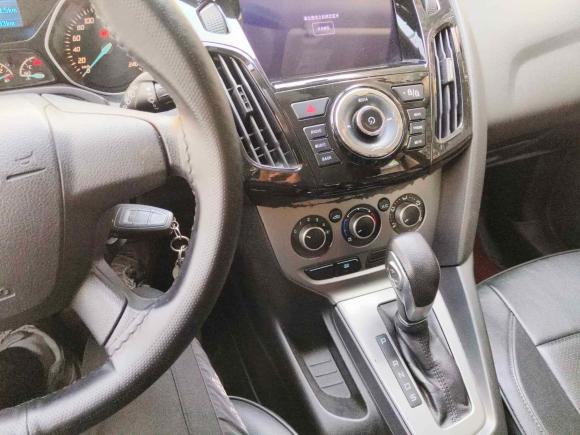 [武汉·鄂A] 二手福特福克斯2012款 两厢 1.6L 自动舒适型