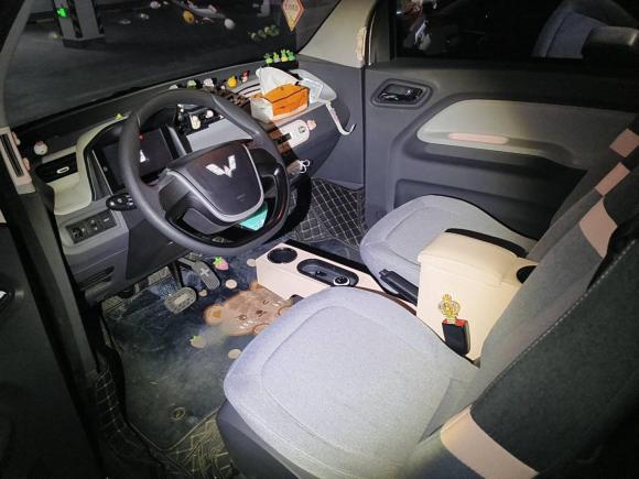 [常州·苏D] 二手五菱汽车宏光MINIEV2022款 马卡龙臻享款 磷酸铁锂