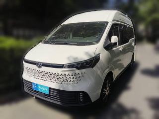 上汽大通MAXUS新途V702023款 2.0T 精英版 自动长轴中顶 6/7座