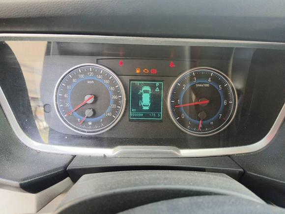 [上海·沪D] 二手华颂华颂72015款 2.0T 自动舒适型